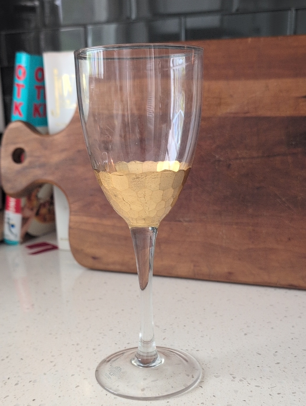 Fitz and Floyd Daphne Gold-Trimmed Wine Glass